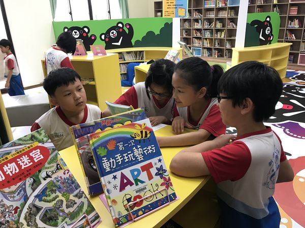105年新書展3
