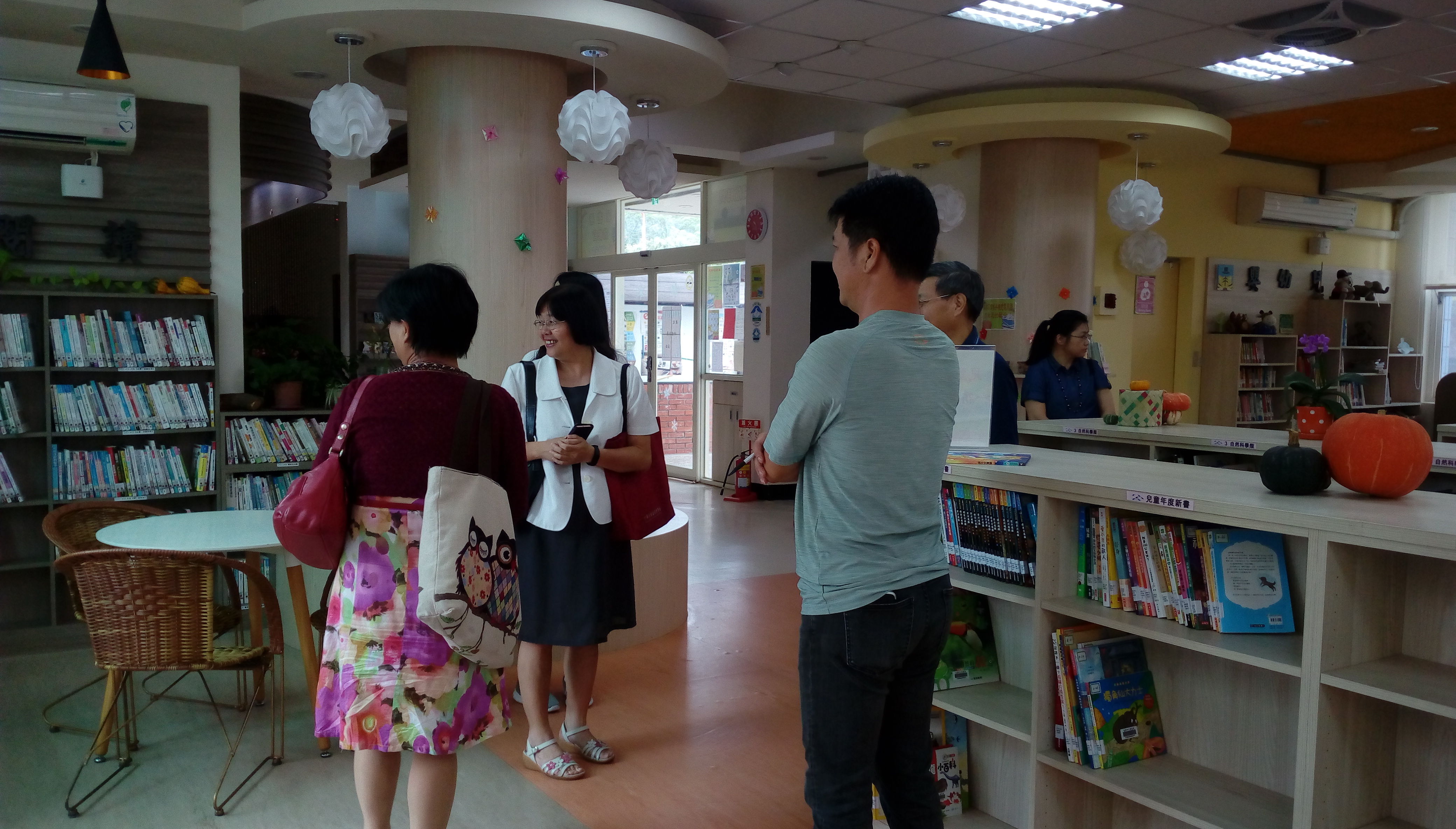 107年7月4日評審委員訪視造橋鄉立圖書館